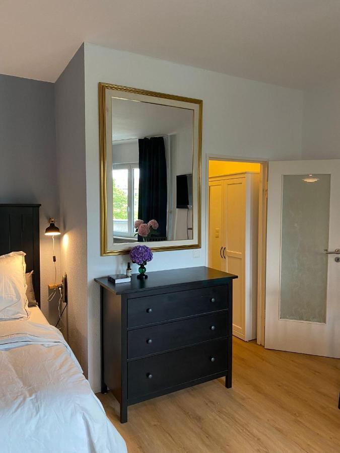 Beautiful Apartment With Balcony Berlin Exteriör bild